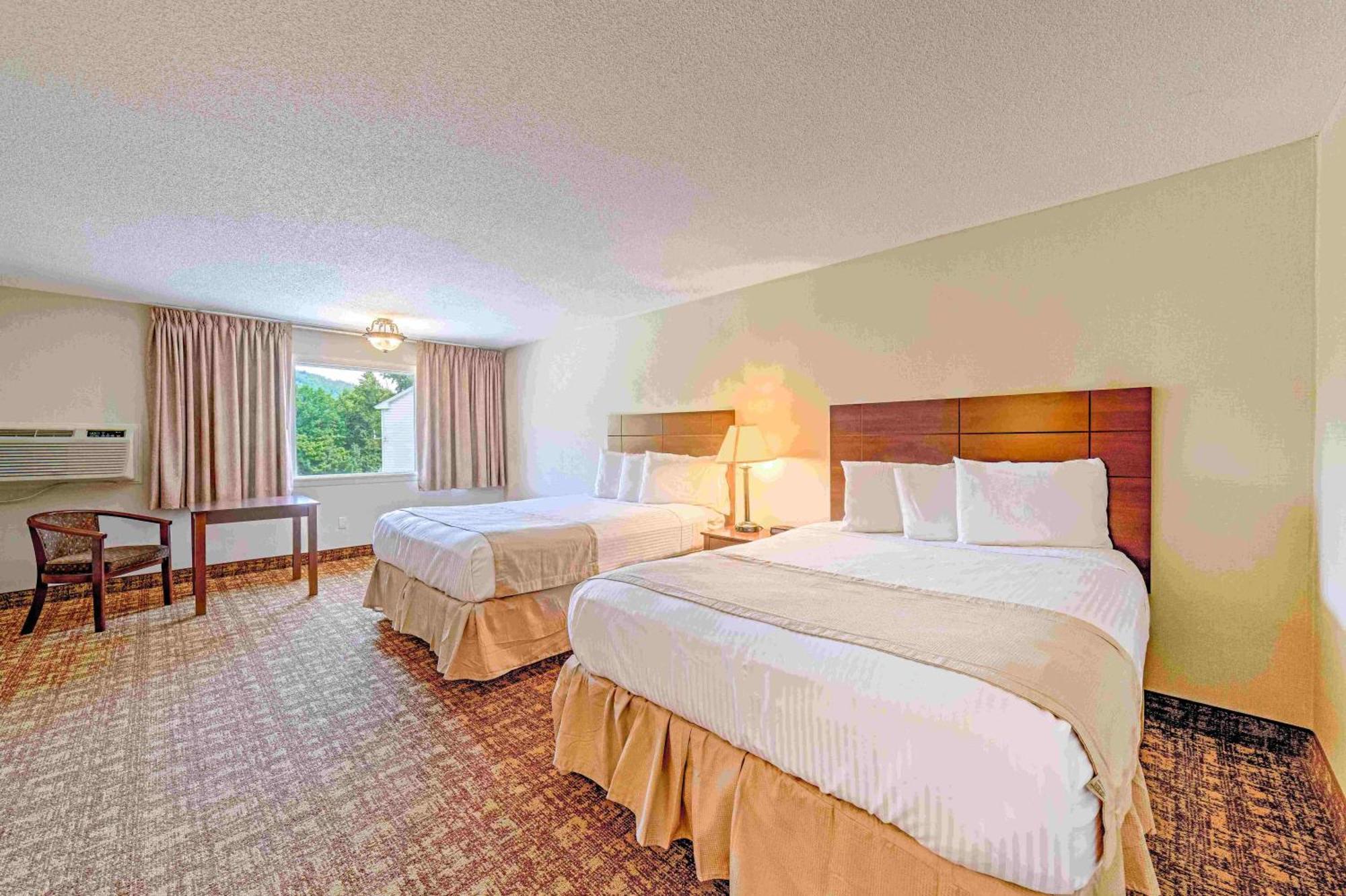 Town & Country Inn & Resort Gorham Exteriör bild